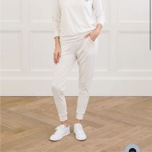 NWT Cozy Earth bamboo joggers